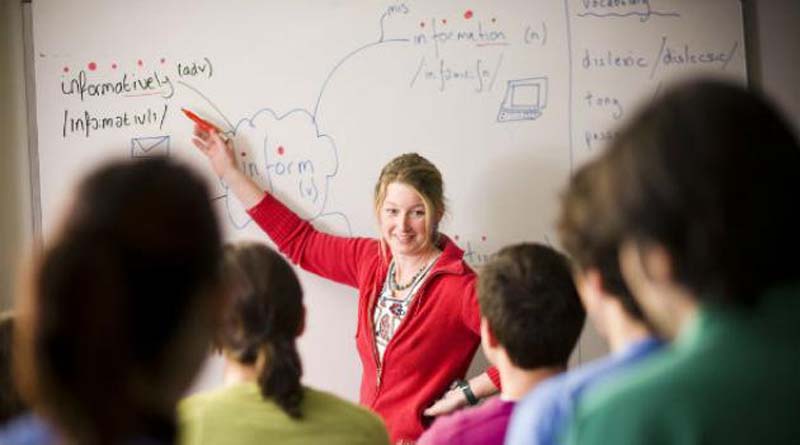 Qualified teacher looking for job in Hainan