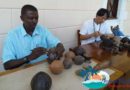 Master coconut carver and Mayor of Victoria, Seychelles revisit Haikou, a journey of 50 years Master coconut carver and Mayor of Victoria, Seychelles revisit Haikou, a journey of 50 years