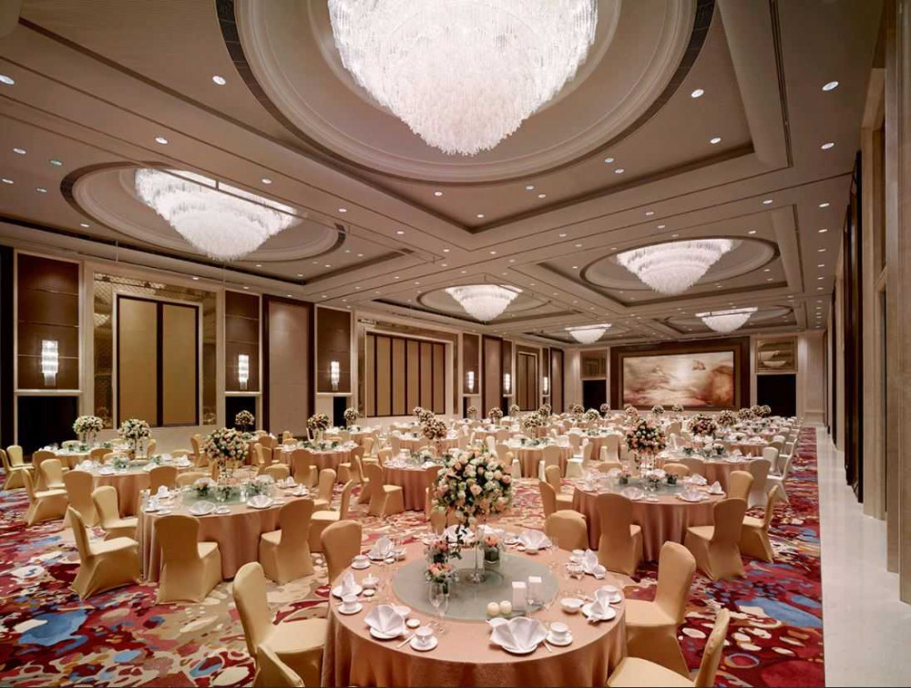 Shangri la Hotel 2.JPG