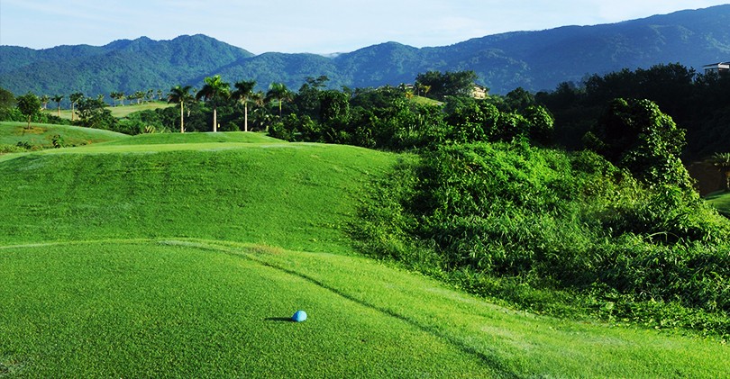 Hainan Island Golf Courses and resorts Haikou area West Coast Golf Club