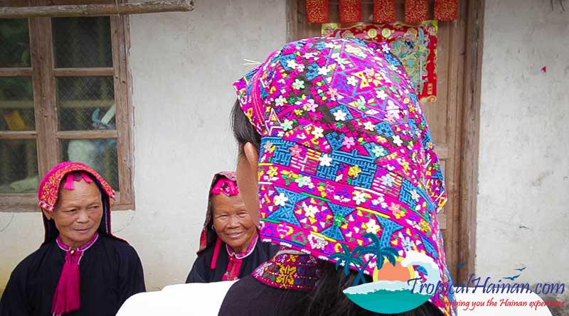 Miao-People-headdress