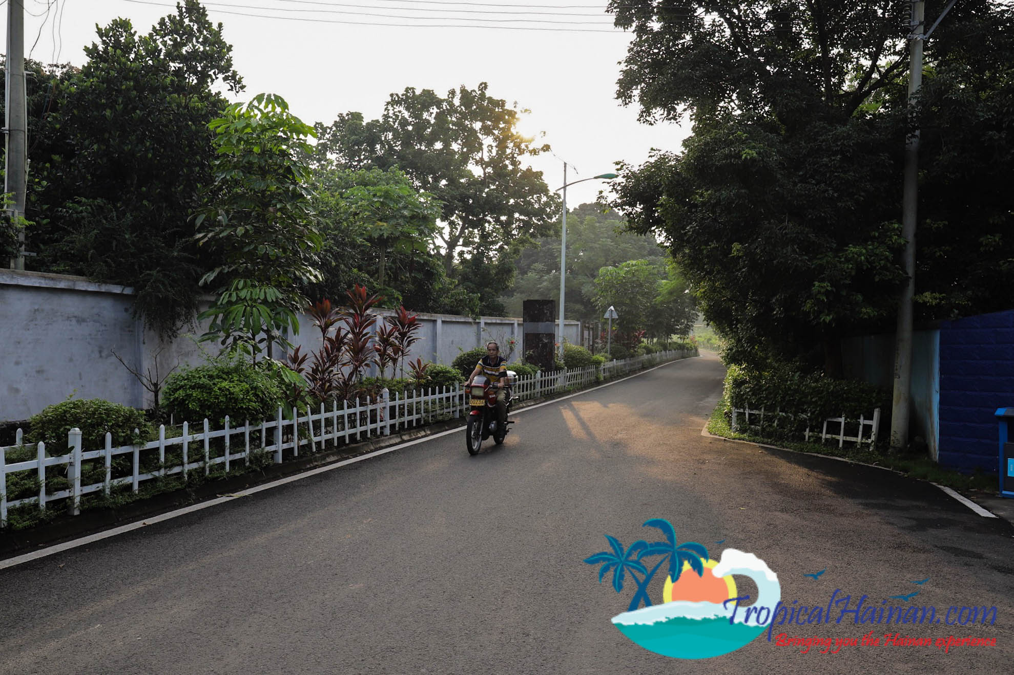 Discover the Haikou Countryside by Bicycle Hainan Island Chain (6 of 11)