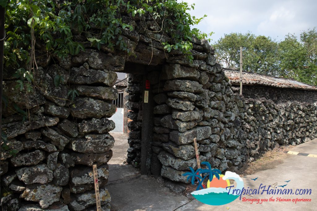 A maze of volcanic stone, discover Mei xiao village (33)