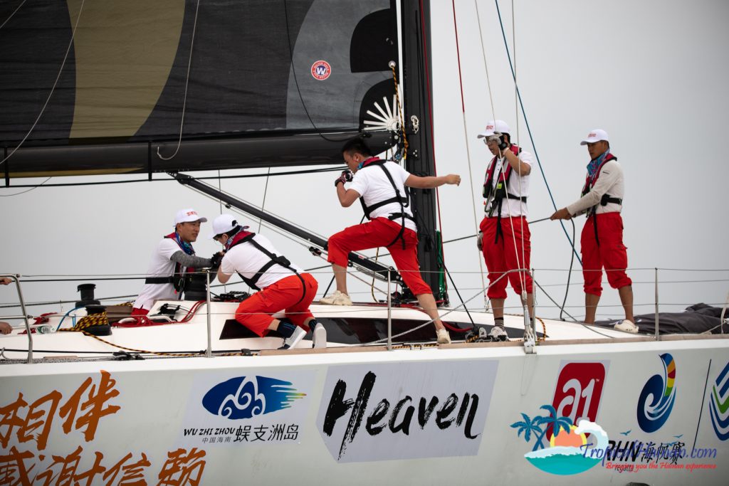 The 2019 Wuzhizhou Island Cup, the 10th International yacht race around Hainan Island kicked off this morning at 10 o'clock.
