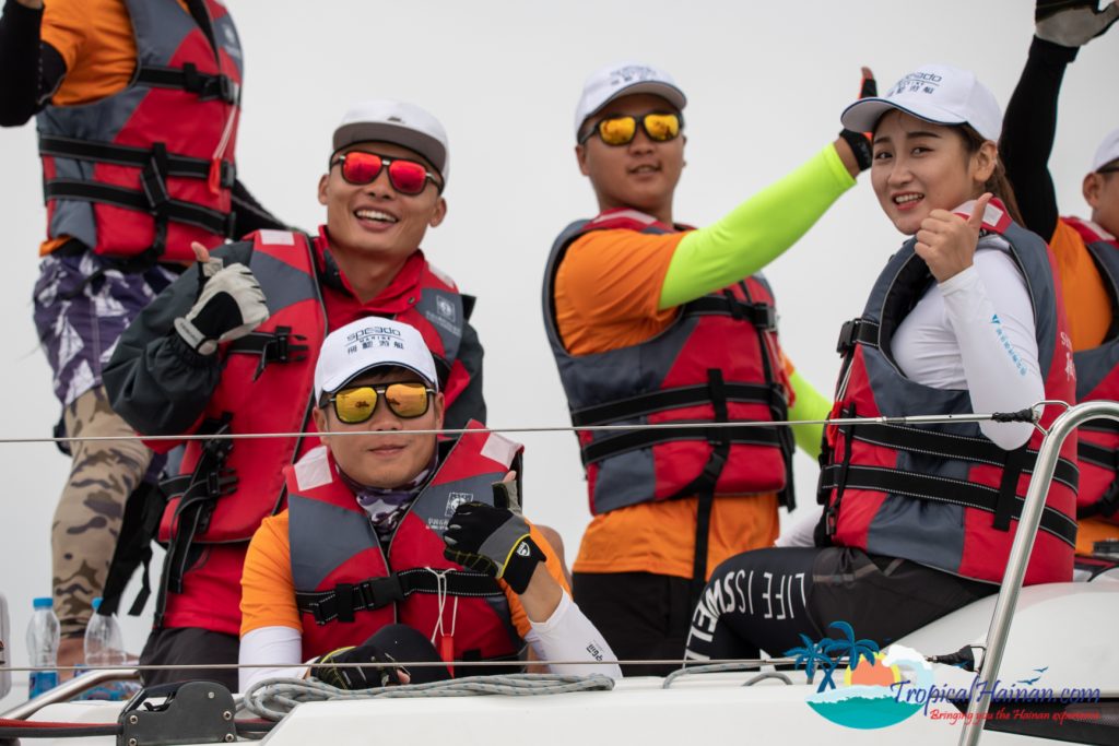 The 2019 Wuzhizhou Island Cup, the 10th International yacht race around Hainan Island kicked off this morning at 10 o'clock.