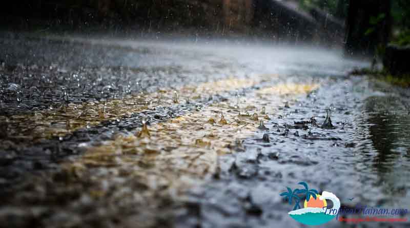 Rain and flooding in Hainan