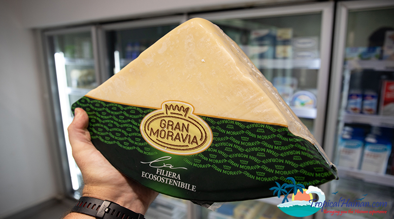 Where to buy cheese in hainan