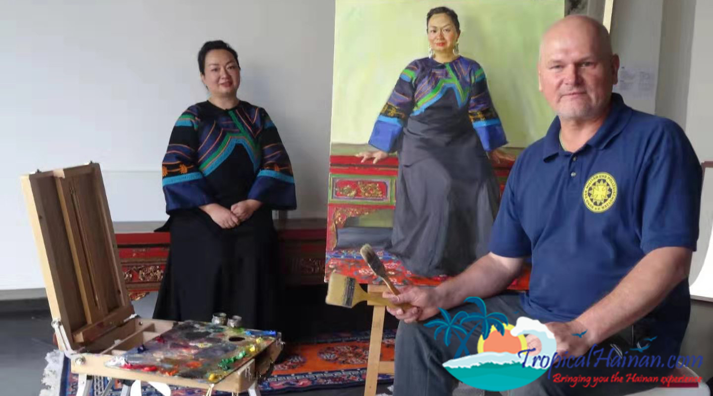 Victor Sofronov, Russian painter exhibition in Haikou, Hainan island