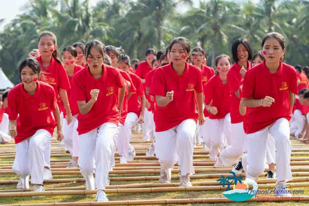 Bamboo dance 8