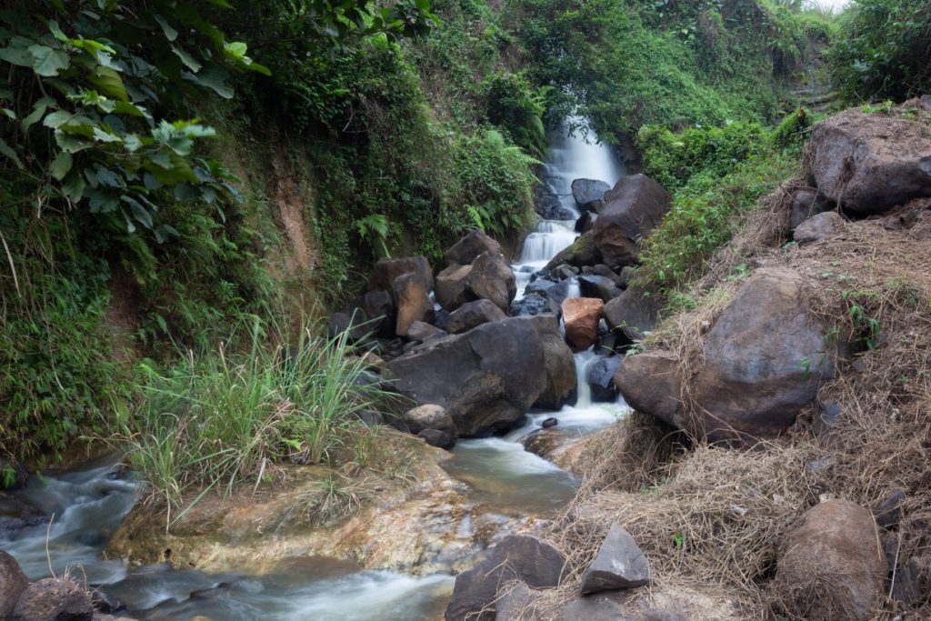 Ju ren waterfall lingao