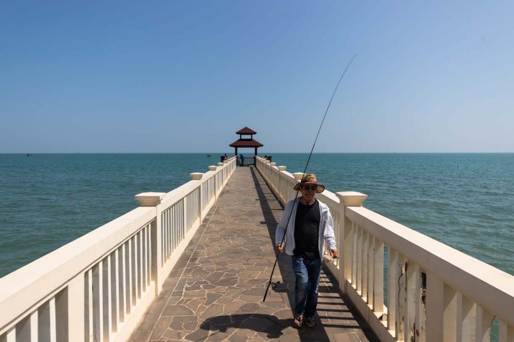 Lingao point liberation park