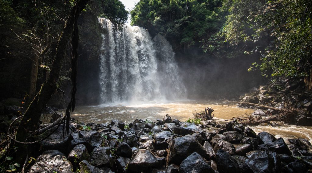 Ju ren waterfall lingao