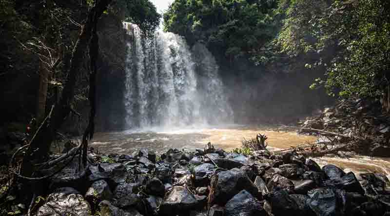 Ju ren waterall lingao