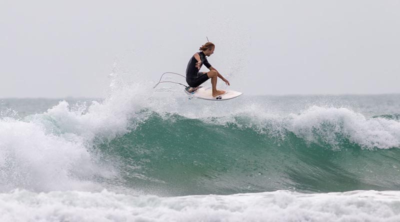 Surfing school in wanning Hainan