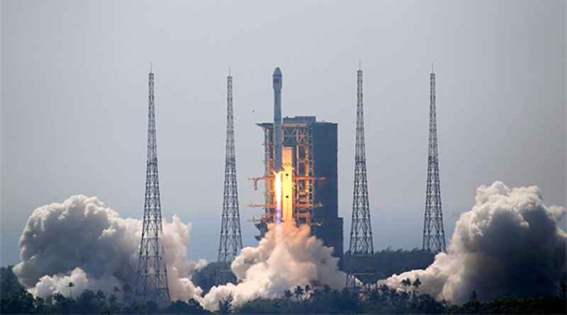 2 The Long March-8 rocket carrying 22 satellites blasts off from the Wenchang Spacecraft Launch Site in South China's Hainan province, Feb 27, 2022 Photo Xinhua