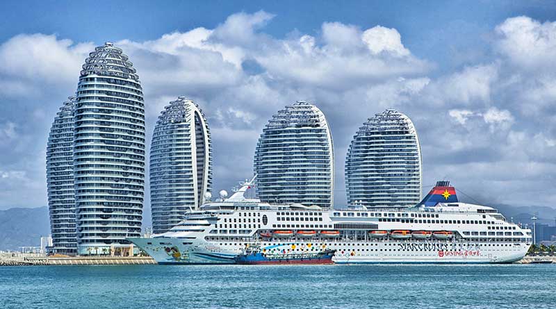 Cruise-ship Sanya