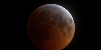 Total-lunar-eclipse-on-November-8,-2022-Feature