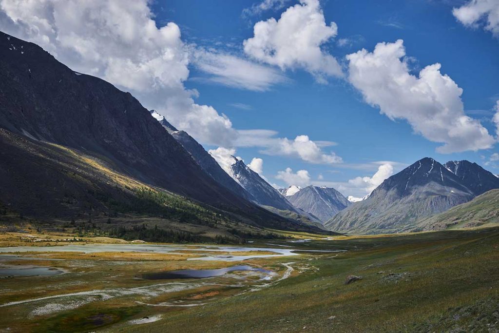 Mongolia-the-world's-most-sparsely-populated-country