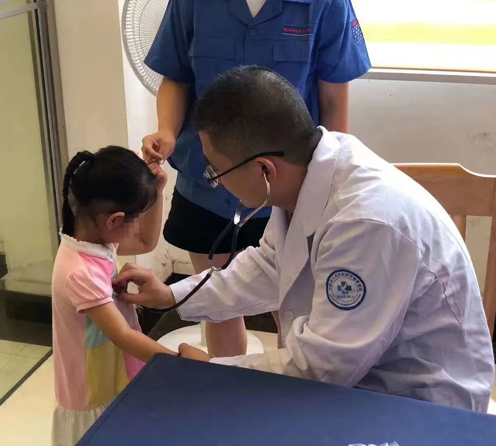 7-year-old girl with fever for 10 days It was severe pneumonia