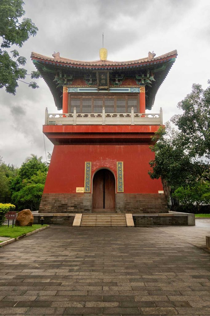 Yongqing temple Chengmai Hainan Island (4)