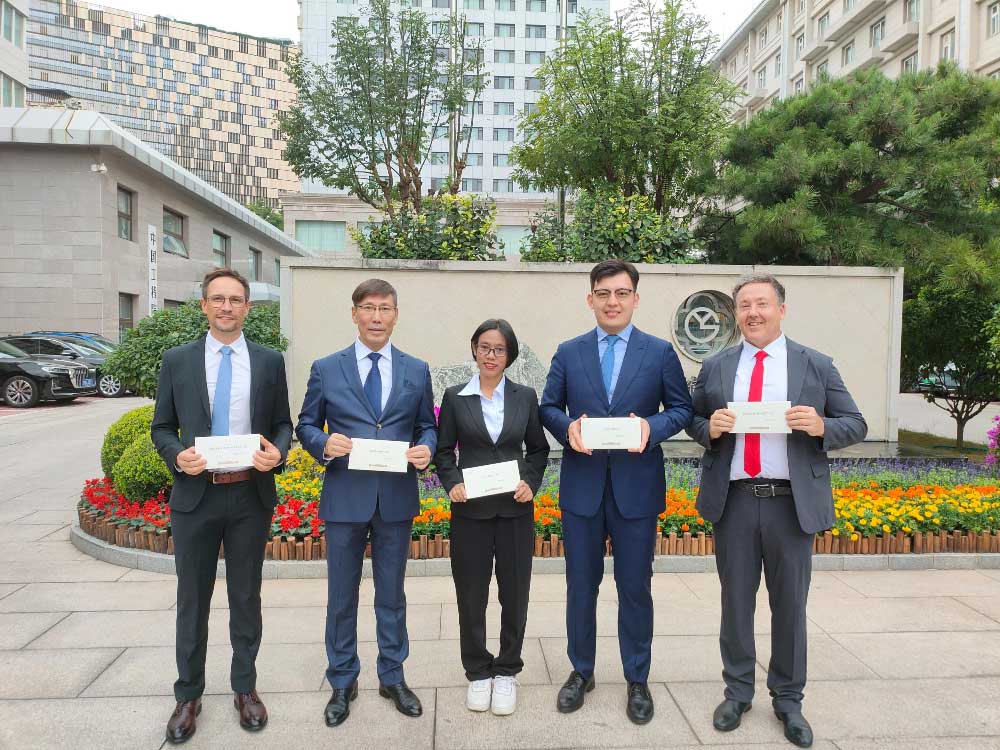 Foreign Experts in Hainan Reflect on China's 75th Anniversary Celebration
