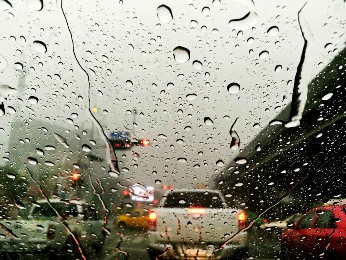 Hainan Introduces Guidelines for Class Suspensions During Typhoons and Heavy Rain