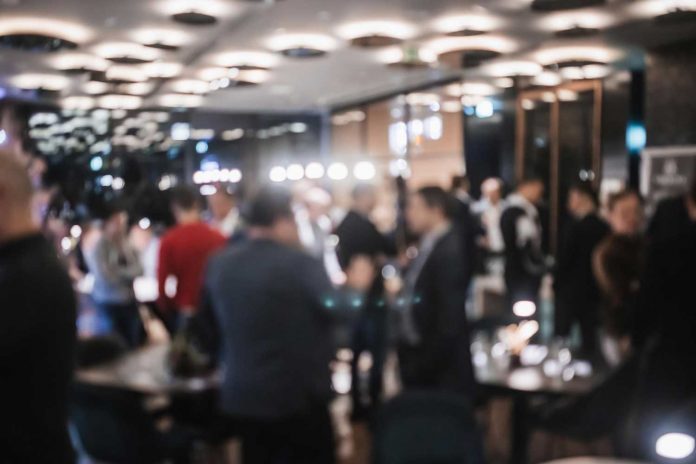 Mix & Mingle – Speed Networking Event