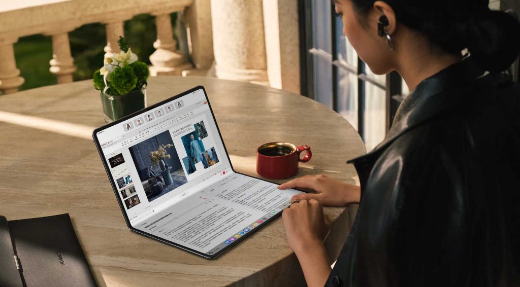 2. MateBook Fold “Ultimate Design” – a foldable 18-inch OLED tablet-laptop hybrid, weighing 1.16kg and measuring 7.3mm thin