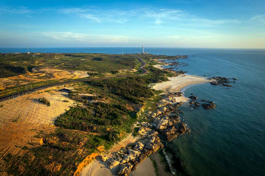 Mulan Bay Hainan’s Hidden Gem for Beach Camping (7)