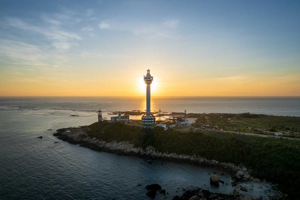 Mulan Bay Hainan’s Hidden Gem for Beach Camping (9)