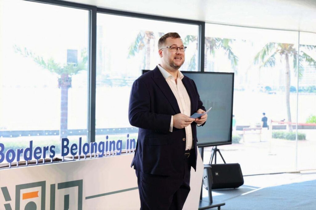 “Insight” Season III Launches in Haikou: Six International Speakers Share Their Connection to Hainan
